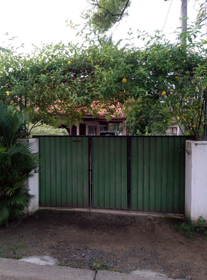 Leisure In Galle Exterior photo